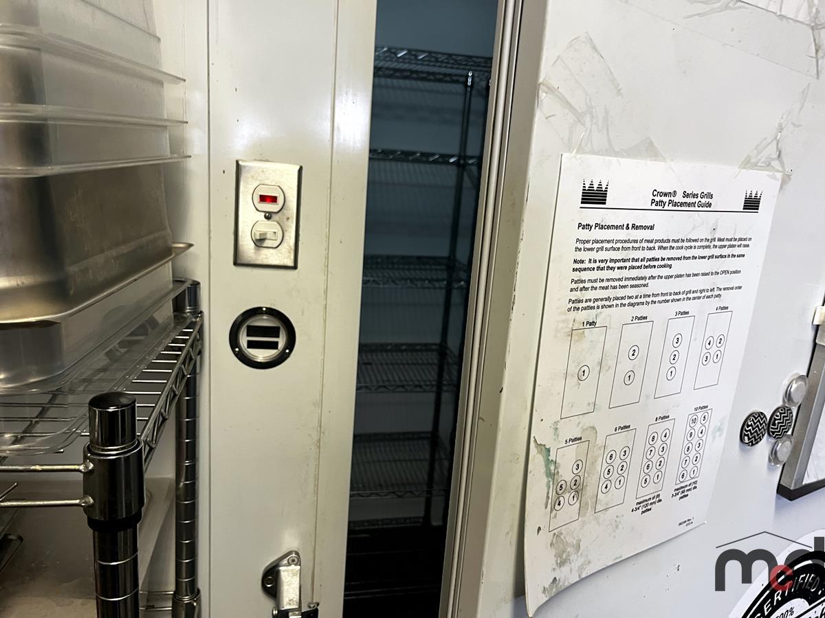 5'x10' Cool Master Walk In Cooler